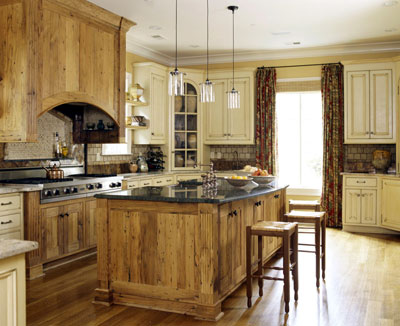 Kitchen Design Center on Rustic Kitchen With Wood Style Cabinets And Wood Floors